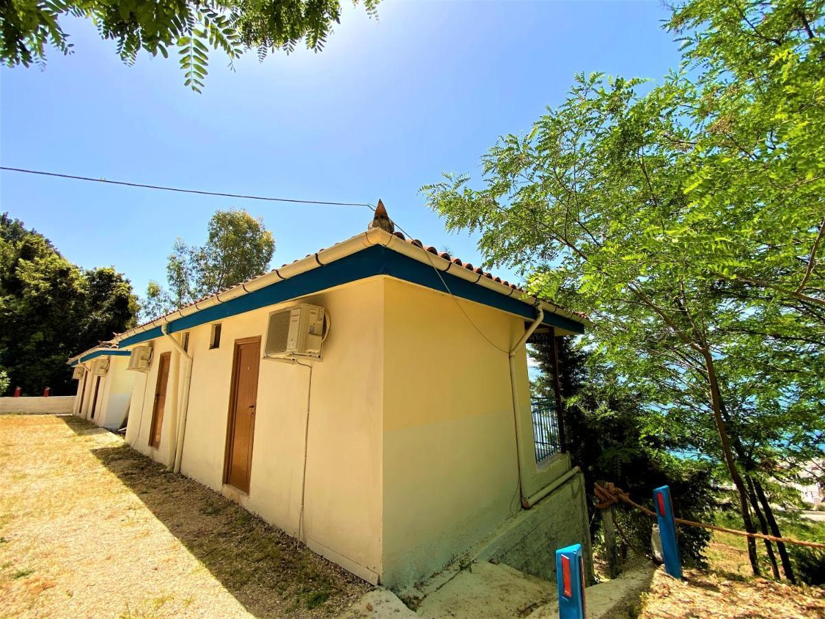 Ramo'S Cozy Beachside Haven With Panoramic Views - 1St Vlora Kültér fotó