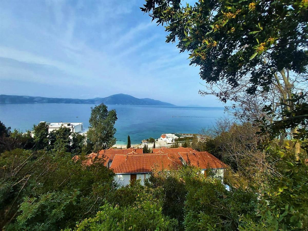 Ramo'S Cozy Beachside Haven With Panoramic Views - 1St Vlora Kültér fotó